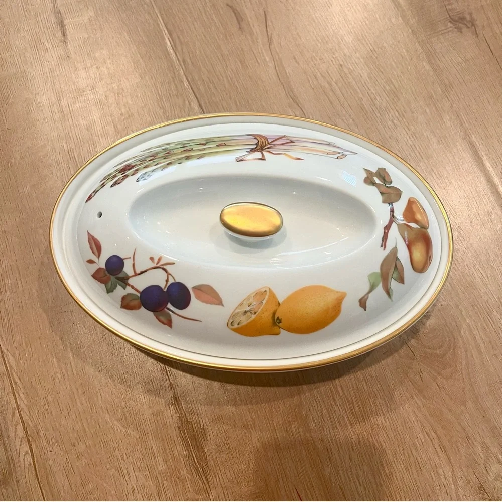 Royal Worcester Evesham Gold Oval Covered Casserole Dish Porcelain England 10x7”